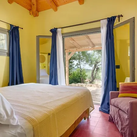 Willa Koukounari At Chionata *