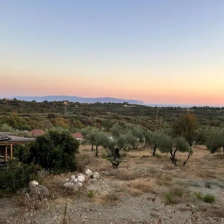 Koukounari At Chionata Acupádesz